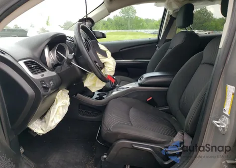 2019 Dodge Journey Se from USA, damaged, VIN 3C4PDCBB3KT798664